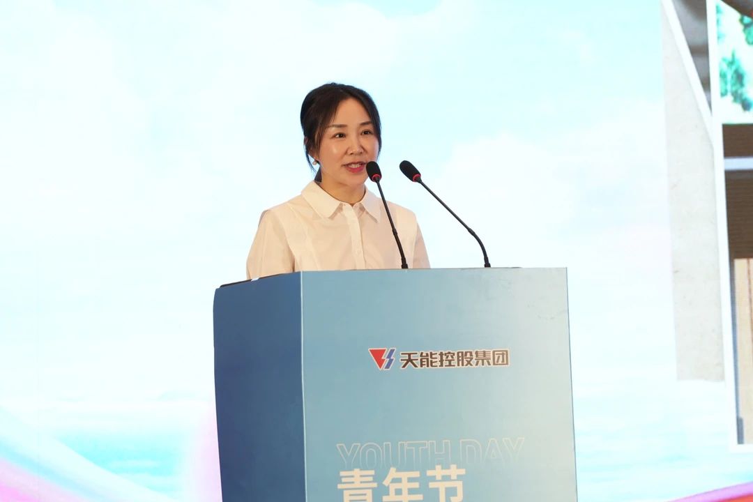 才聚bat365 智创将来｜bat365青年这样过五四.jpg